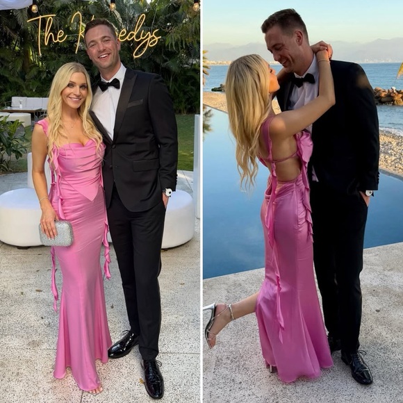 Brand New Nana Jacqueline Caroline
Dress in Magenta Pink Size Large - Picture 9 of 17